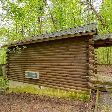 Blue Rose Cabins - Wildwoods Cabin Лоуган Екстериор снимка